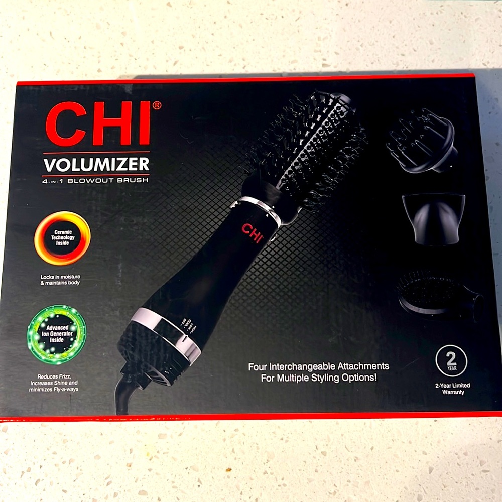 CHI Volumizer 4-in-1 blowout brush, never opened